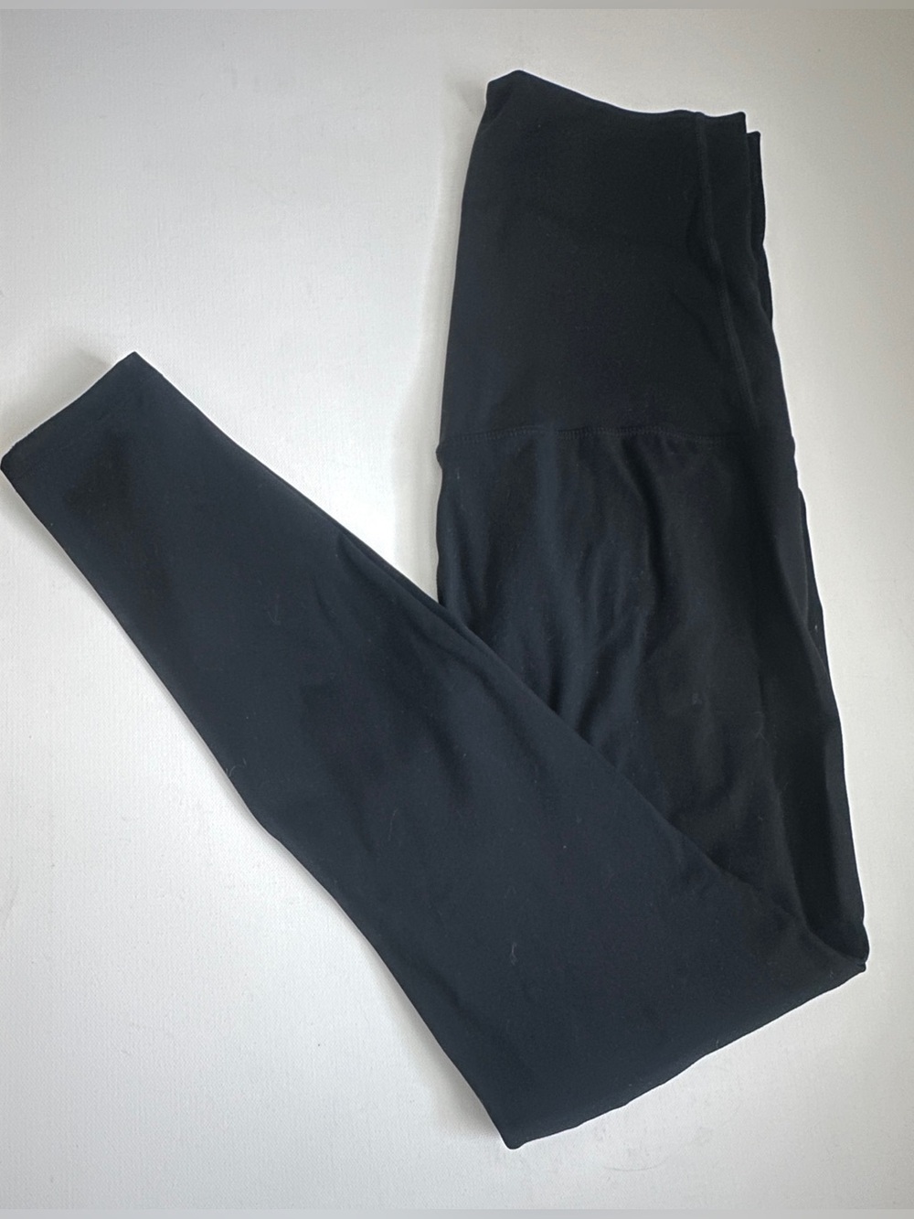 Poshdivah Women's Black High-Waist Leggings.  Size S.